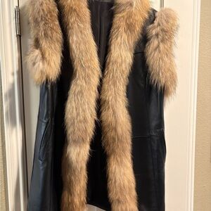 Elegant Black Leather Coat with Faux Fur Trim